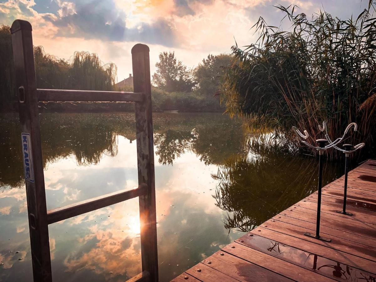 Vadszolo Apartmanhaz Gyomaendrőd Exteriér fotografie